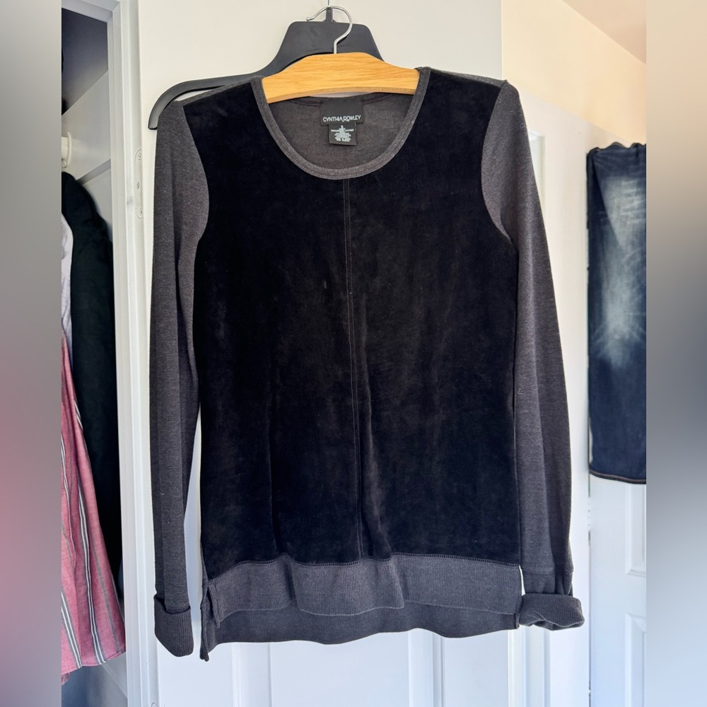 Cynthia Rowley Charcoal and Black Top